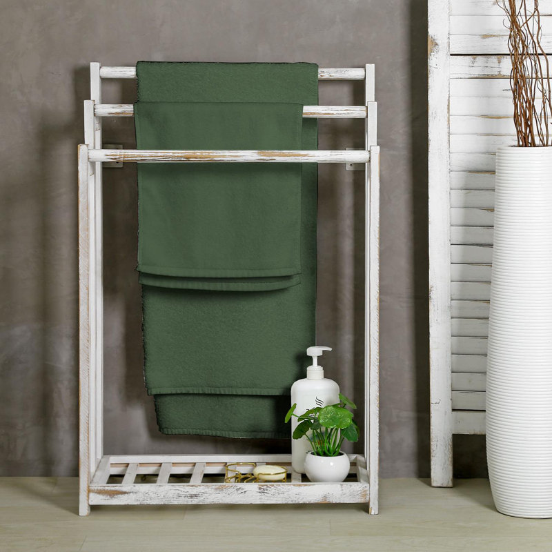 Gracie Oaks Wood Freestanding Blanket Quilts Rack with Bottom Shelf